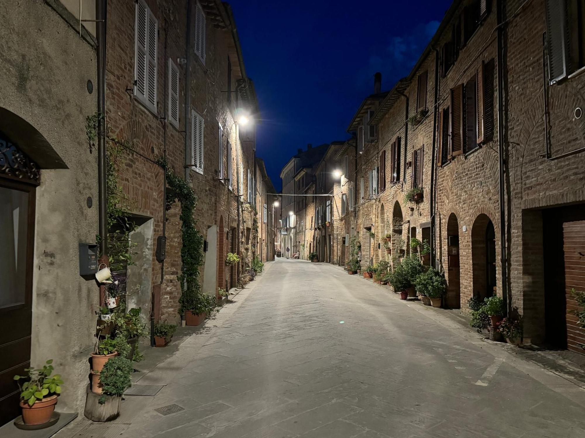 2 King Bed, 2 Full Bathroom Apartment In Umbria - Tuscany Citta della Pieve Exterior photo