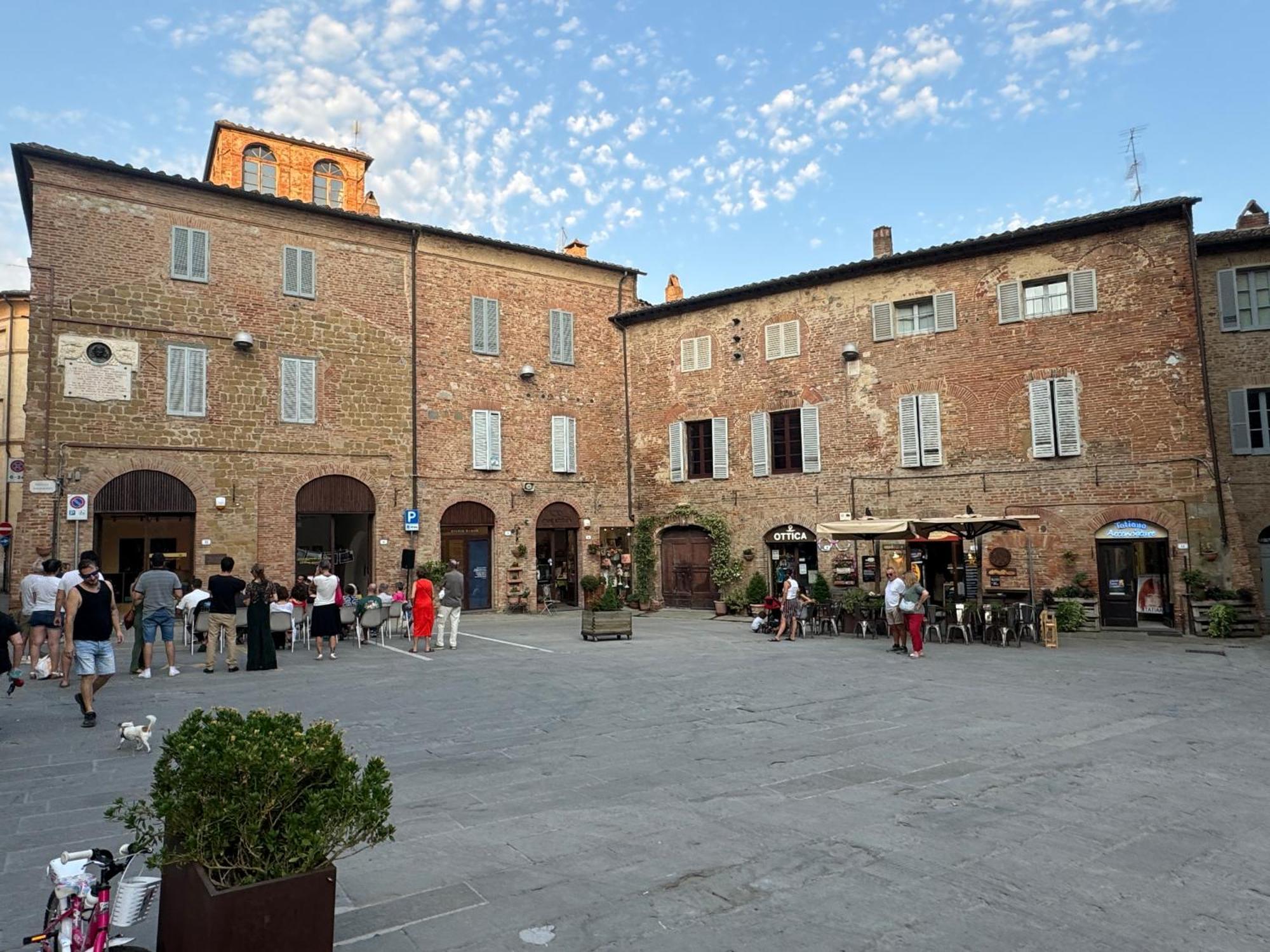 2 King Bed, 2 Full Bathroom Apartment In Umbria - Tuscany Citta della Pieve Exterior photo
